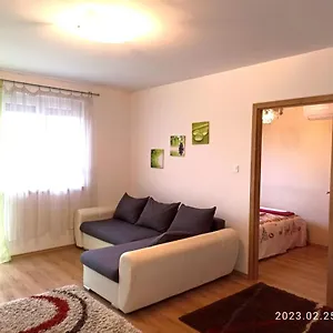 ellenőrizze a rendelkezésre állást